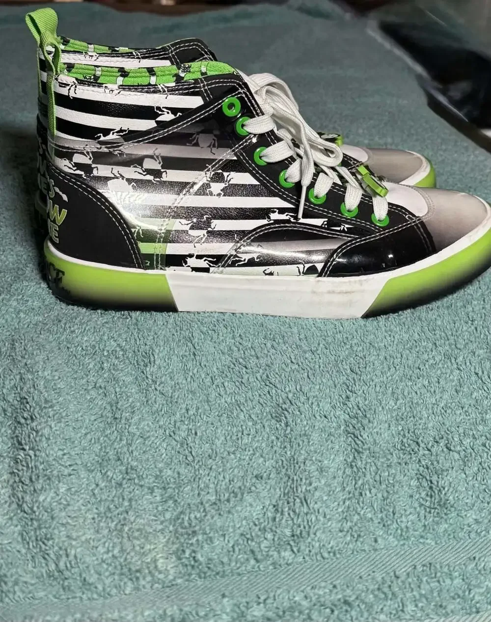 Beetlejuice It's Show Time High‎ Top Sneakers Size 8